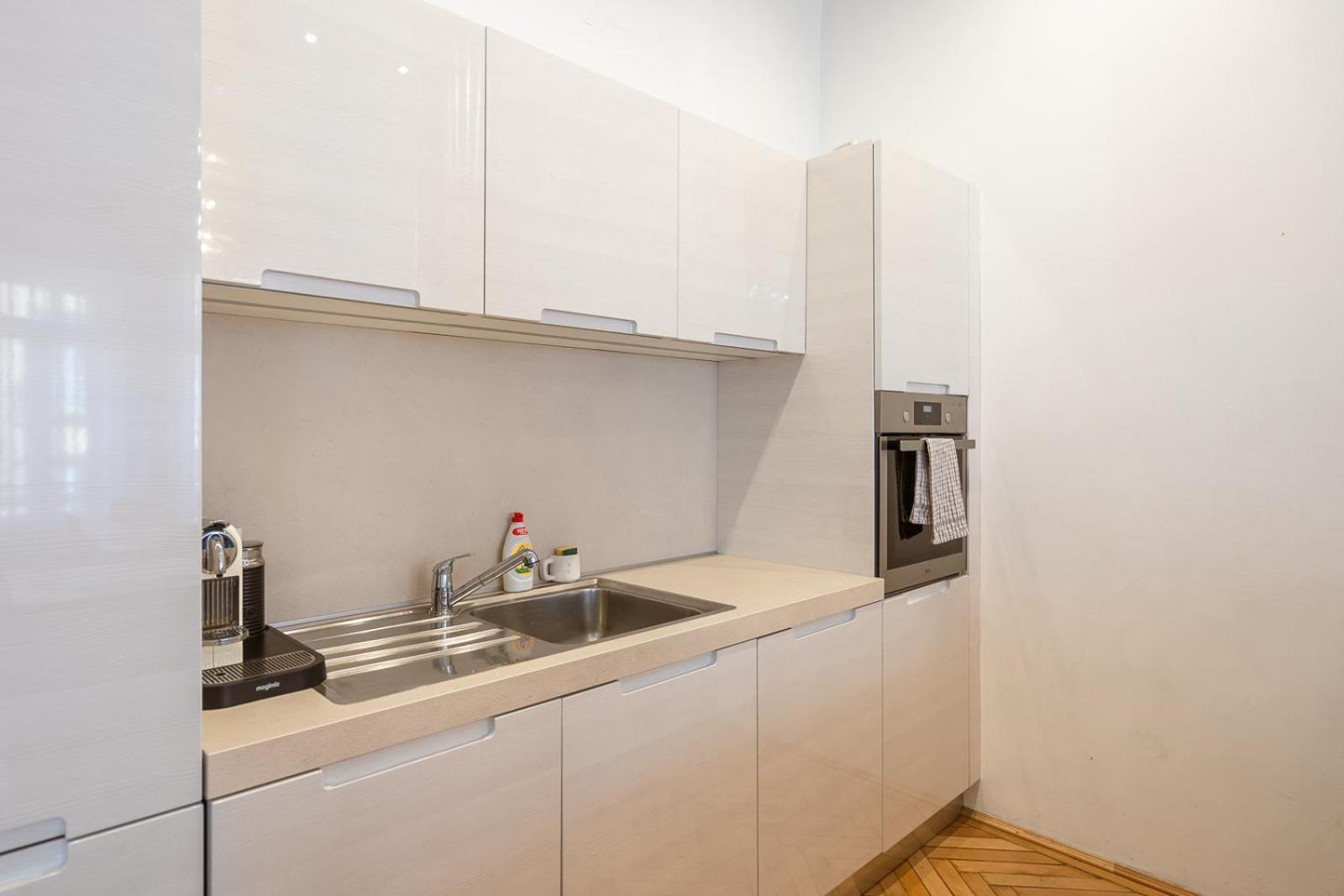 Garys Bright And Spacious Two Bedroom Flat Near Danube Budapest Exteriör bild