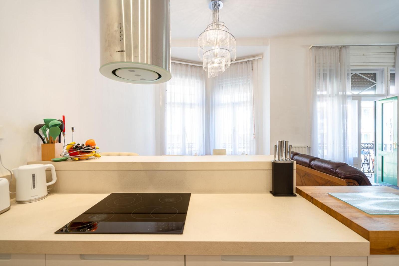 Garys Bright And Spacious Two Bedroom Flat Near Danube Budapest Exteriör bild